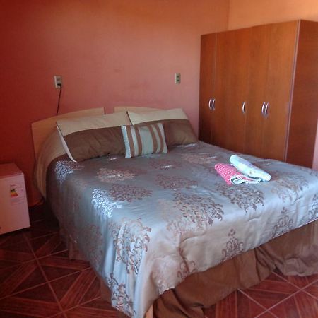 Guest House Diaguitas Сан Педро де Атакама Екстериор снимка